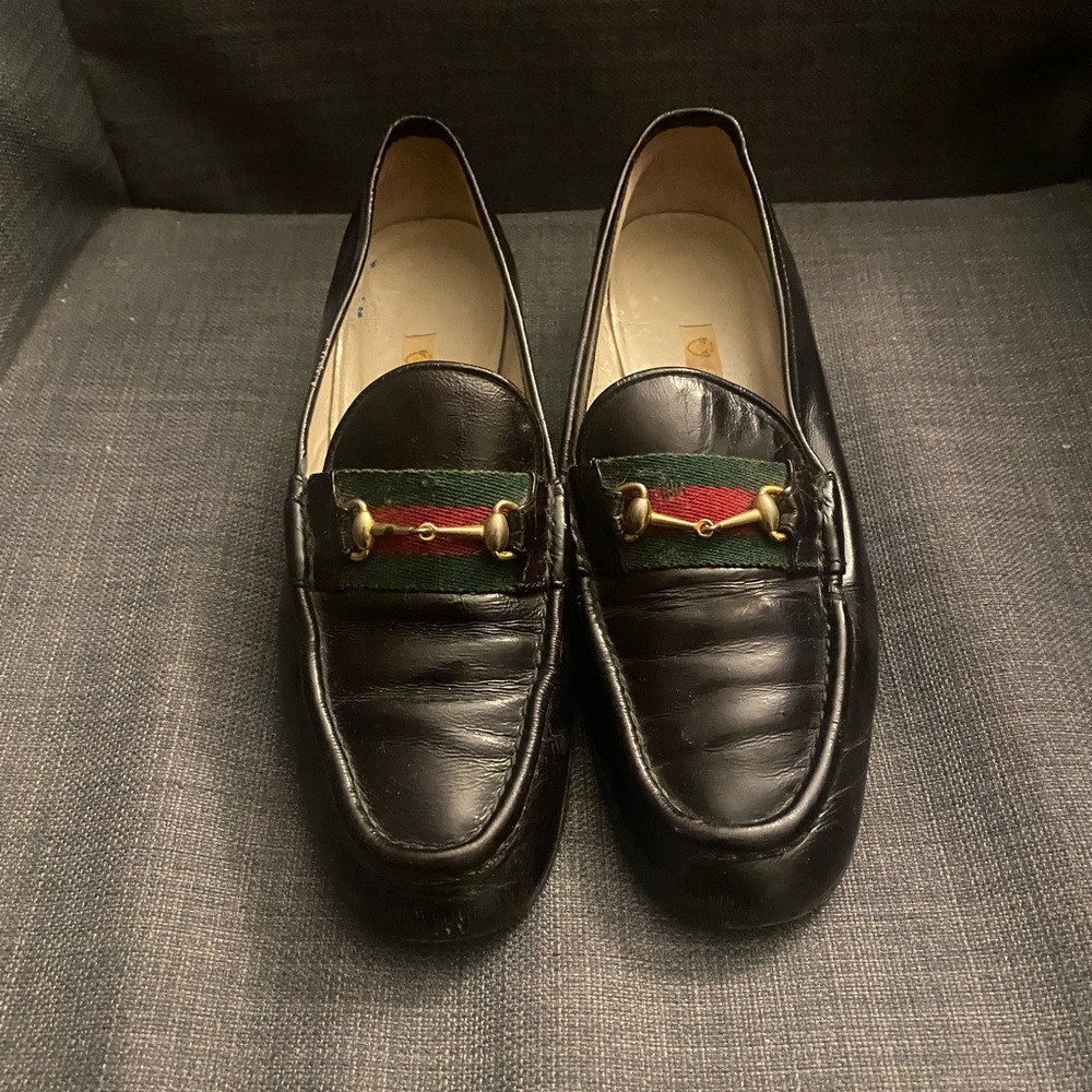 Vintage used Gucci Black Loafers - size 8